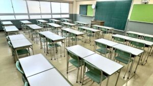 午後から始まる、心に余裕のある時間割と静かな教室